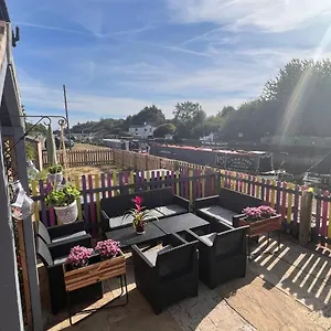 https://river-view-holiday-cottage-in-yorkshire.yorkshirehotels.net
