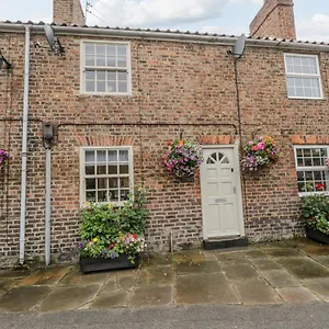 https://henriettas-cottage.yorkshirehotels.net